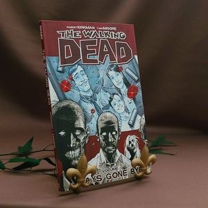 The Walking Dead Volume 1